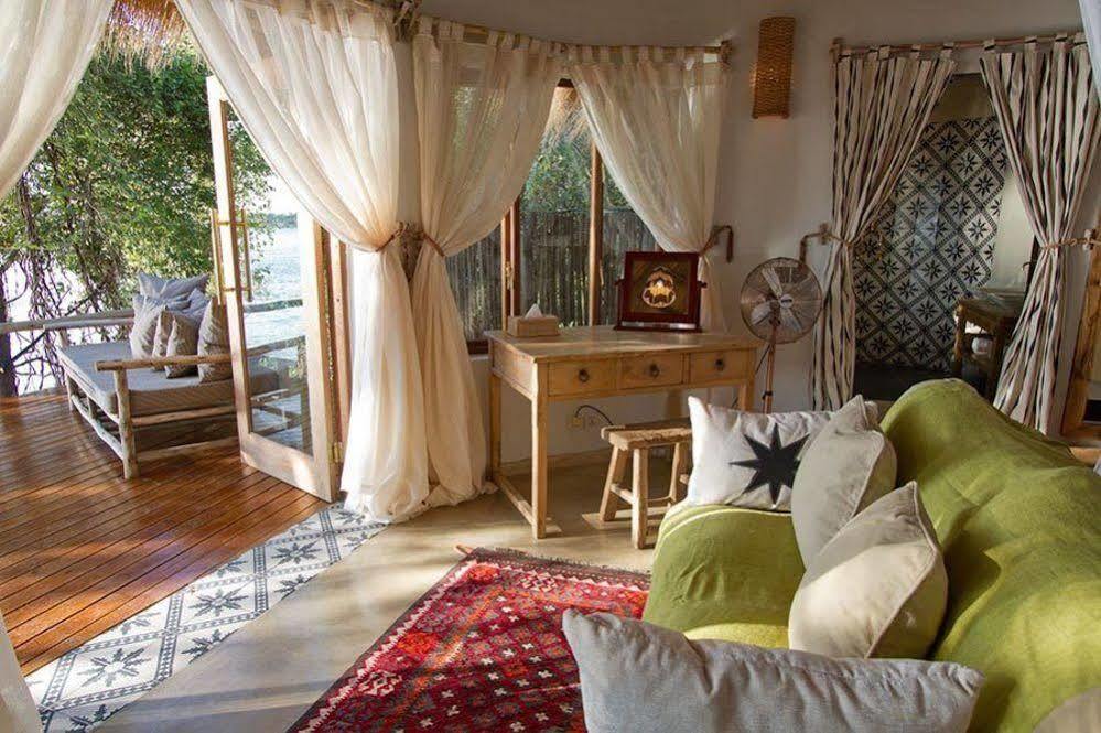 Tongabezi Lodge Simonga Екстериор снимка