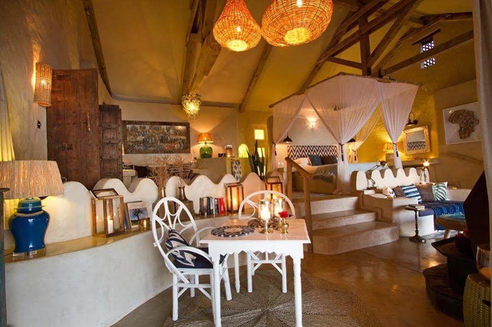 Tongabezi Lodge Simonga Екстериор снимка